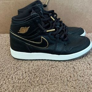 Nike Air Jordan’s 6Y